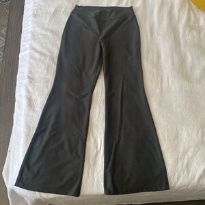 Old Navy Active Flare Leggings